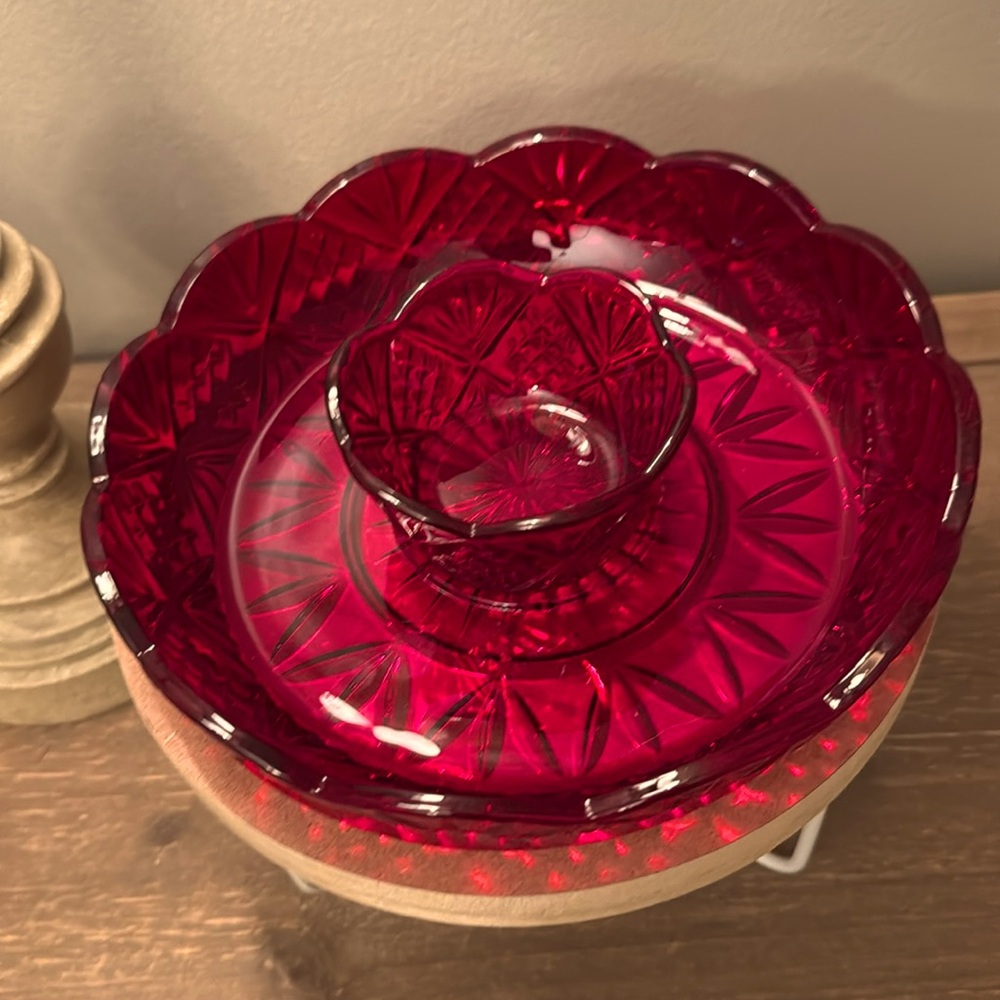 SHANNON GODINGER Dublin Ruby Red Crystal Chip and Dip Serving Bowl Set of 2 NEW